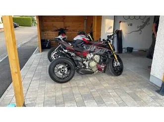 ducati streetfighter v4s