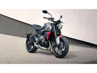 triumph trident 660, ez 2022, garantie, a/a2, viele extras, top!