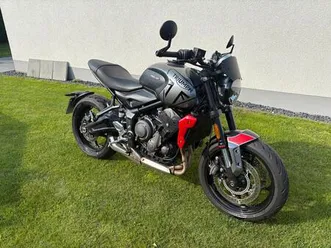 triumph trident 660 + zubehör