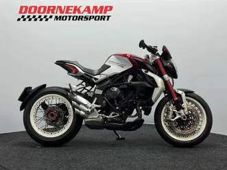 mv agusta dragster 800 rr rood