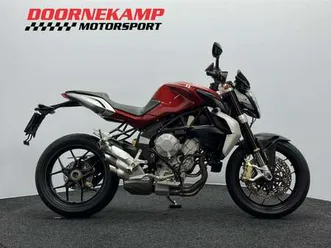 mv agusta brutale 800 rood