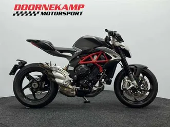 mv agusta brutale 800 rood