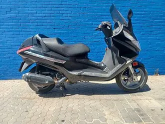 piaggio - x8 200 cc
