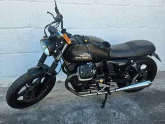 moto guzzi - v7 ii stone a2