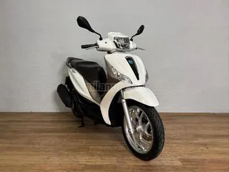 piaggio - medley