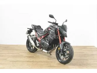 honda - cb 750 hornet