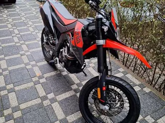 aprillia sx125