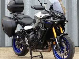 2022 yamaha tracer 9 gt – fully loaded, top spec fsh for just £6,838!