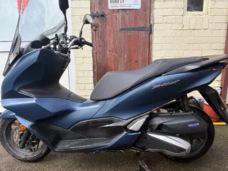 honda pcx125 scooter petrol cvt v-belt euro 5 (12 ps) 125 cc