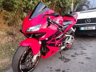 cbr 600rr em bom estado pedroso e seixezelo