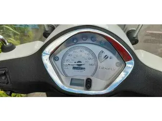 piaggio liberty 150 bianco