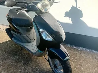 piaggio fly 50 ccm bastler fährt
