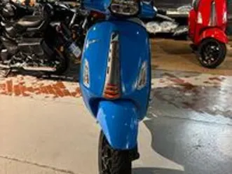 piaggio vespa 125 sprint - 2025