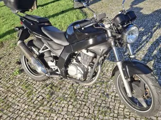 mota daelim roadwin 125 cc fi 2009 torres vedras (são pedro, santiago, santa maria do castelo e são miguel) e matacães