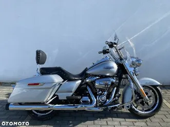 harley-davidson touring road king