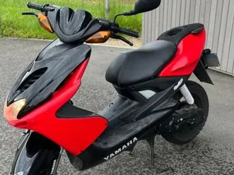 gepflegter yamaha aerox yq50 roller mit mfk