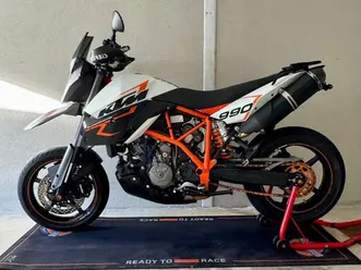 ktm 990 smr - 24.500 km- vari accessori compresi nel prezzo