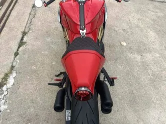 mv augusta super veloce 800s full carbon