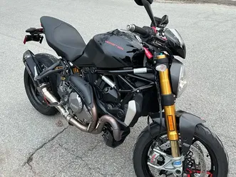 2021 ducati monster 1200s