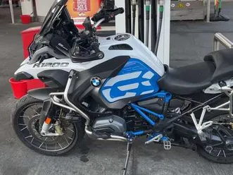 modele rallye avec écran tft