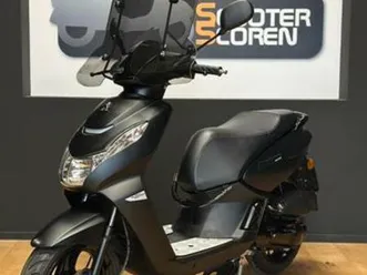 peugeot kisbee black edition 50cc 4takt 2023 — scooters | peugeot — marktplaats