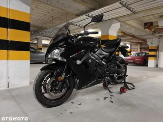 suzuki gsx 1000