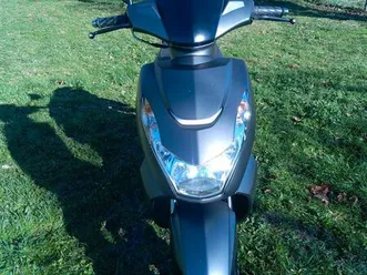 scooter peugeot kisbee 2022