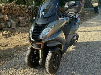scooter peugeot metropolis 400 rs – 2016