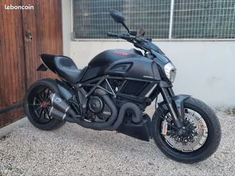 ducati diavel dark