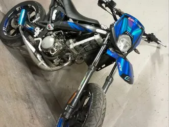 echange-ou-vend-gilera-smt-50-contre-booster