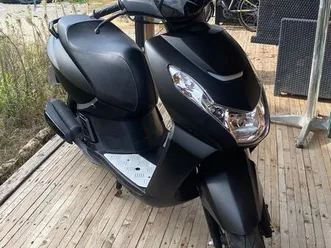 scooter kisbee peugeot 4t