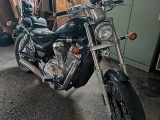 suzuki intruder