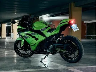 kawasaki ninja 300
