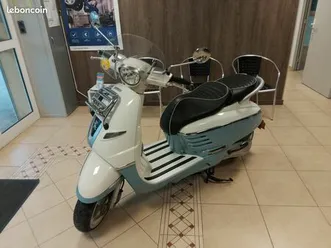 scooter django 150 cc
