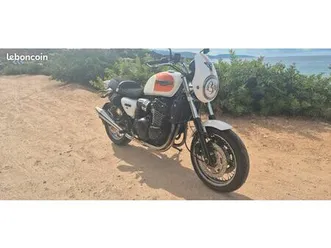 triumph 900 thunderbird sport