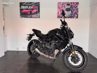 yamaha mt-07 permis a2 47,5 cv tech black edition / idéal jeunes permis 47,5 cv ( a2 )