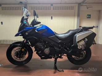 suzuki vstrom 650 xt anno 2020 con borse laterali
