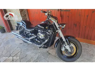 suzuki m 800 intruder