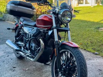 moto guzzi v9 roamer 850 abs