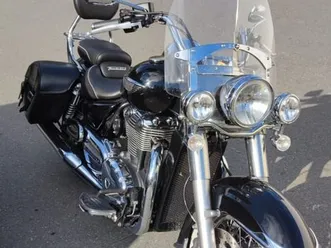 triumph thunderbird lt