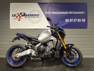 yamaha mt-09 2022 900 cm3 | moto roadster | 16 200 km | 85000 la roche sur yon