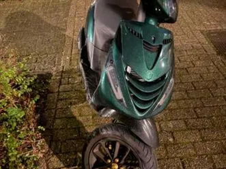 zip 2000 2t runner lc dd full optie — scooters | piaggio — marktplaats