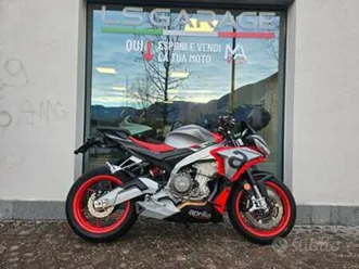 aprilia tuono 660