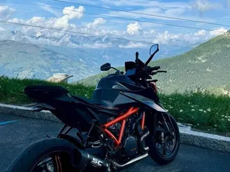 ktm 1290 superduke r