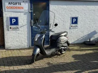 sym mio 50i 1-cilinder, 4-takt, luchtgekoeld injectie mat gr — scooters | sym — marktplaats