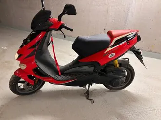 aprilia sr 50 di-tech 2001