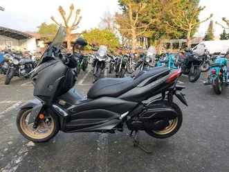 yamaha xmax 125 tech max