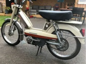 mobylette peugeot 103 vs