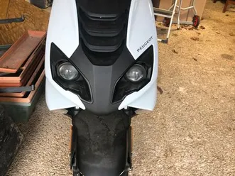 scooter-peugeot