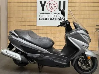 suzuki - burgman 200